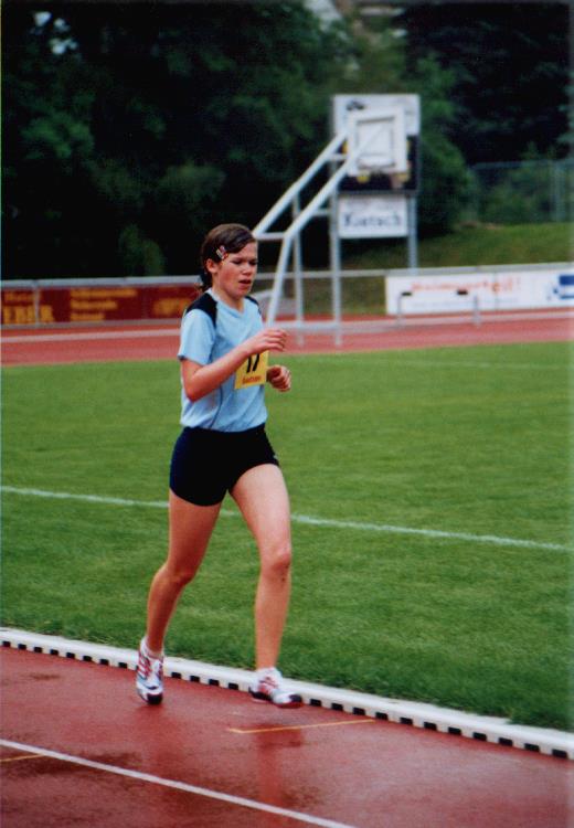 2004/3000/J09.jpg
