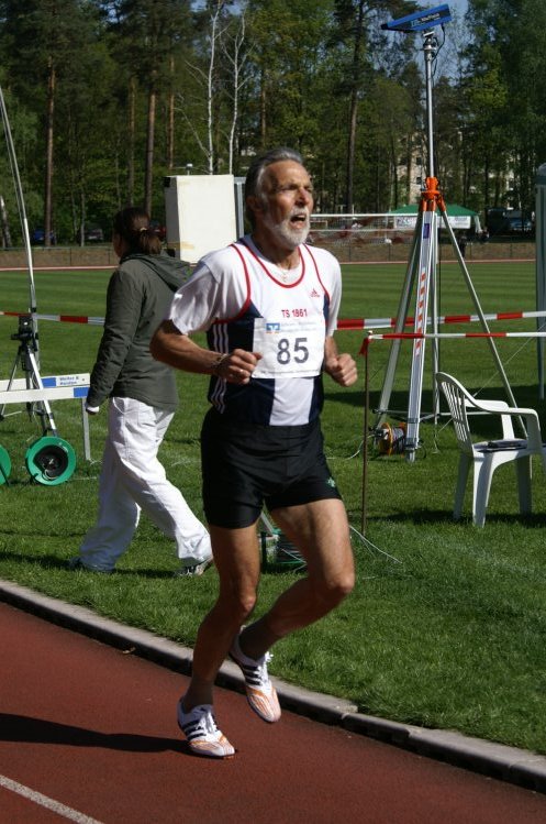 2007/10000/PIC10001.jpg