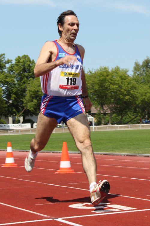 2011/3000/158_M6501.jpg