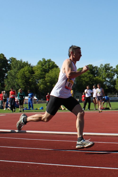 2011/400/032_M6046.jpg